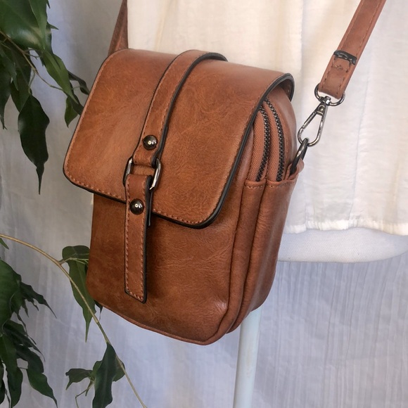 Brown faux leather 2 section double zipper adjustable crossbody straps bag purse - Picture 1 of 16